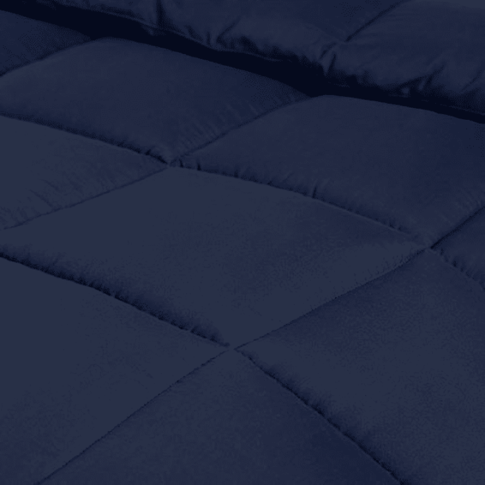 BLUE COMFORTER QUILTED 100% POLYESTER - 350gsm MICROFIBER FILLING. - Image 2